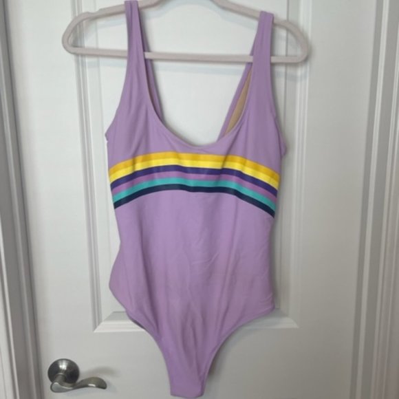 Old Navy - Striped Scoop Neck One Piece Swimsuit - Picture 2 of 4